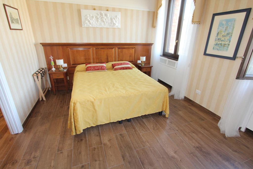 Area Sacra Relais Bed and Breakfast Ρώμη Δωμάτιο φωτογραφία